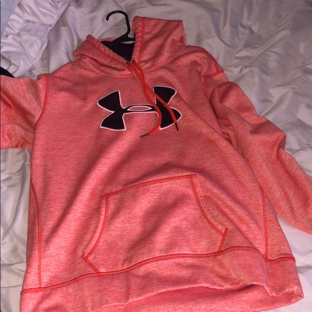 UNDER ARMOUR HOODIE